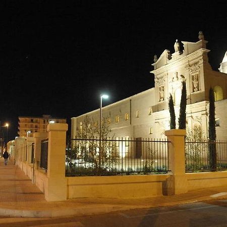 Della Torre Rooms Lecce Exterior foto
