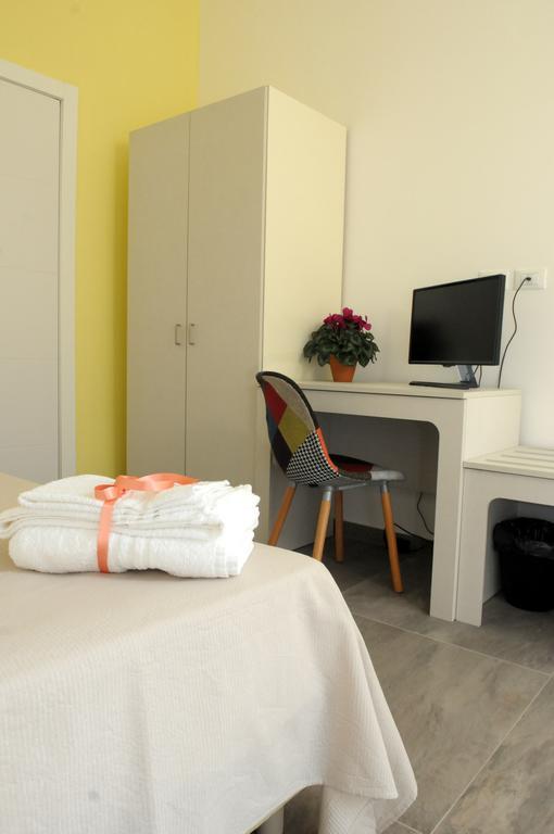 Della Torre Rooms Lecce Exterior foto