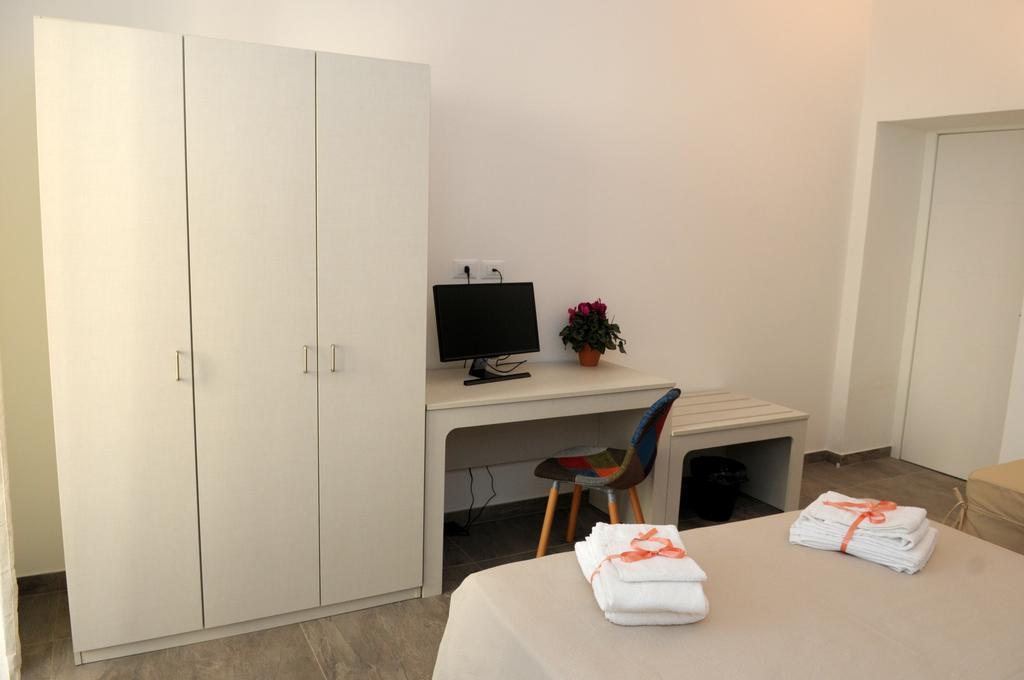Della Torre Rooms Lecce Exterior foto