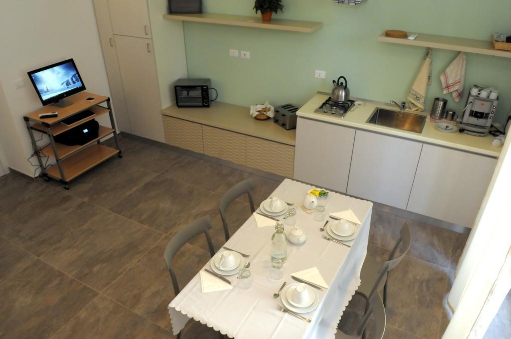 Della Torre Rooms Lecce Exterior foto
