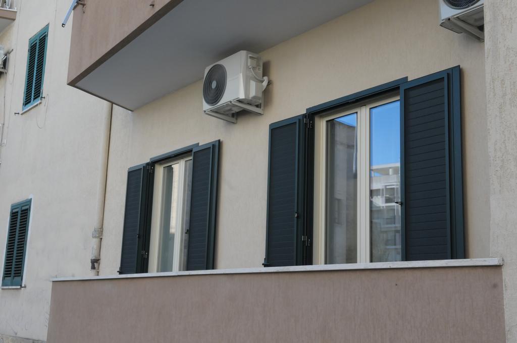 Della Torre Rooms Lecce Exterior foto
