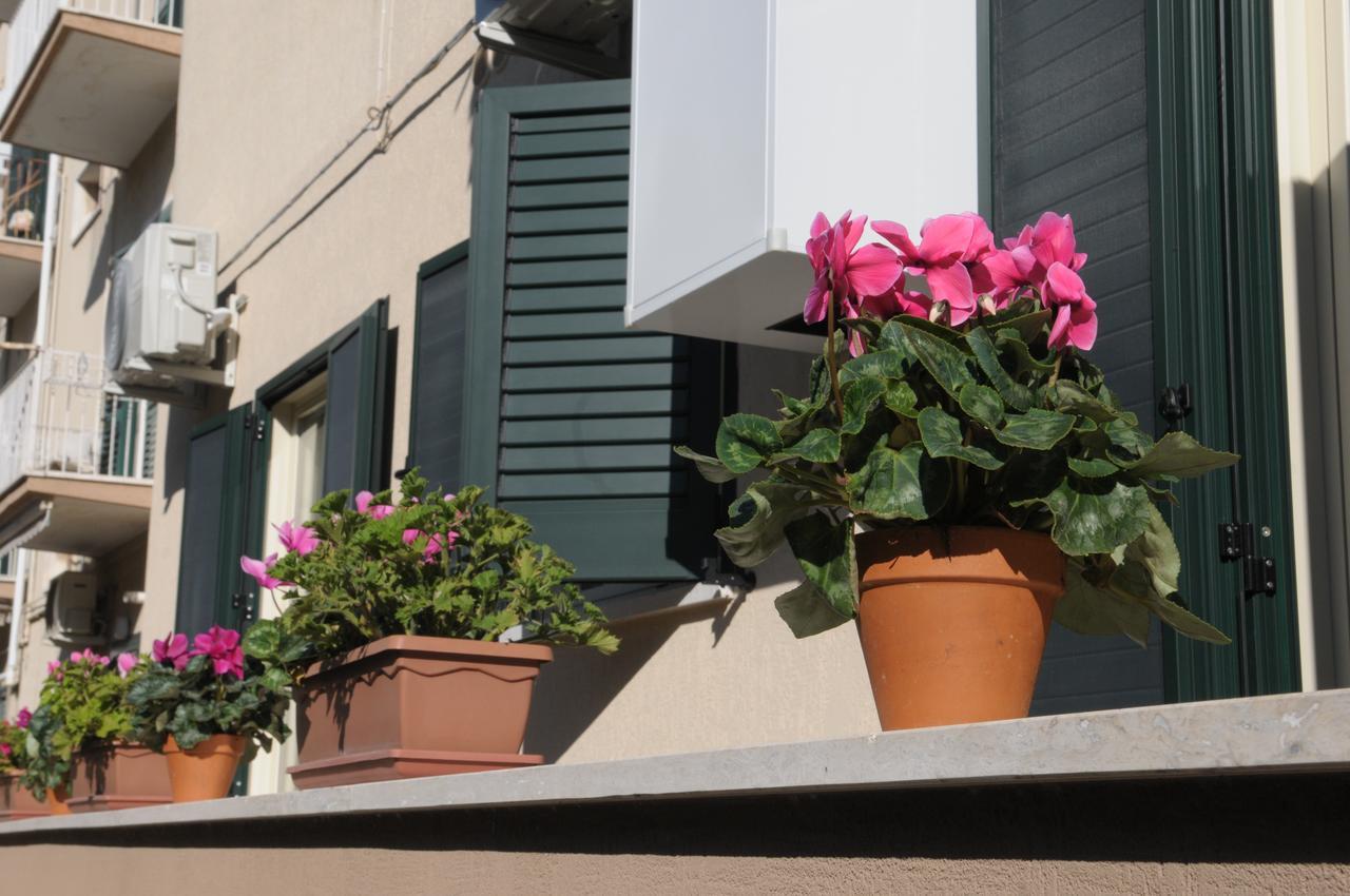 Della Torre Rooms Lecce Exterior foto